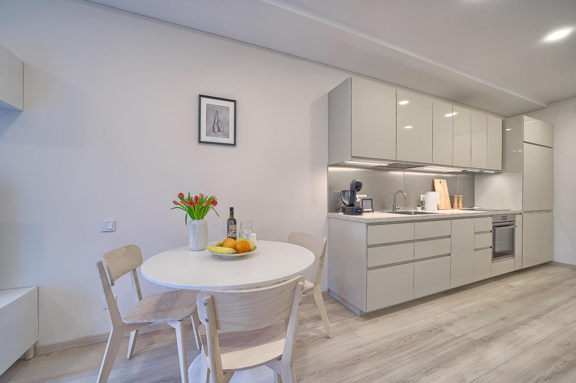 Business-Class Apartments 2 X Free Parking X Self Check In 24X7 ヴィリニュス エクステリア 写真