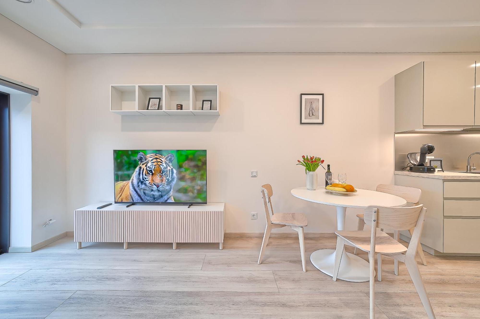 Business-Class Apartments 2 X Free Parking X Self Check In 24X7 ヴィリニュス エクステリア 写真